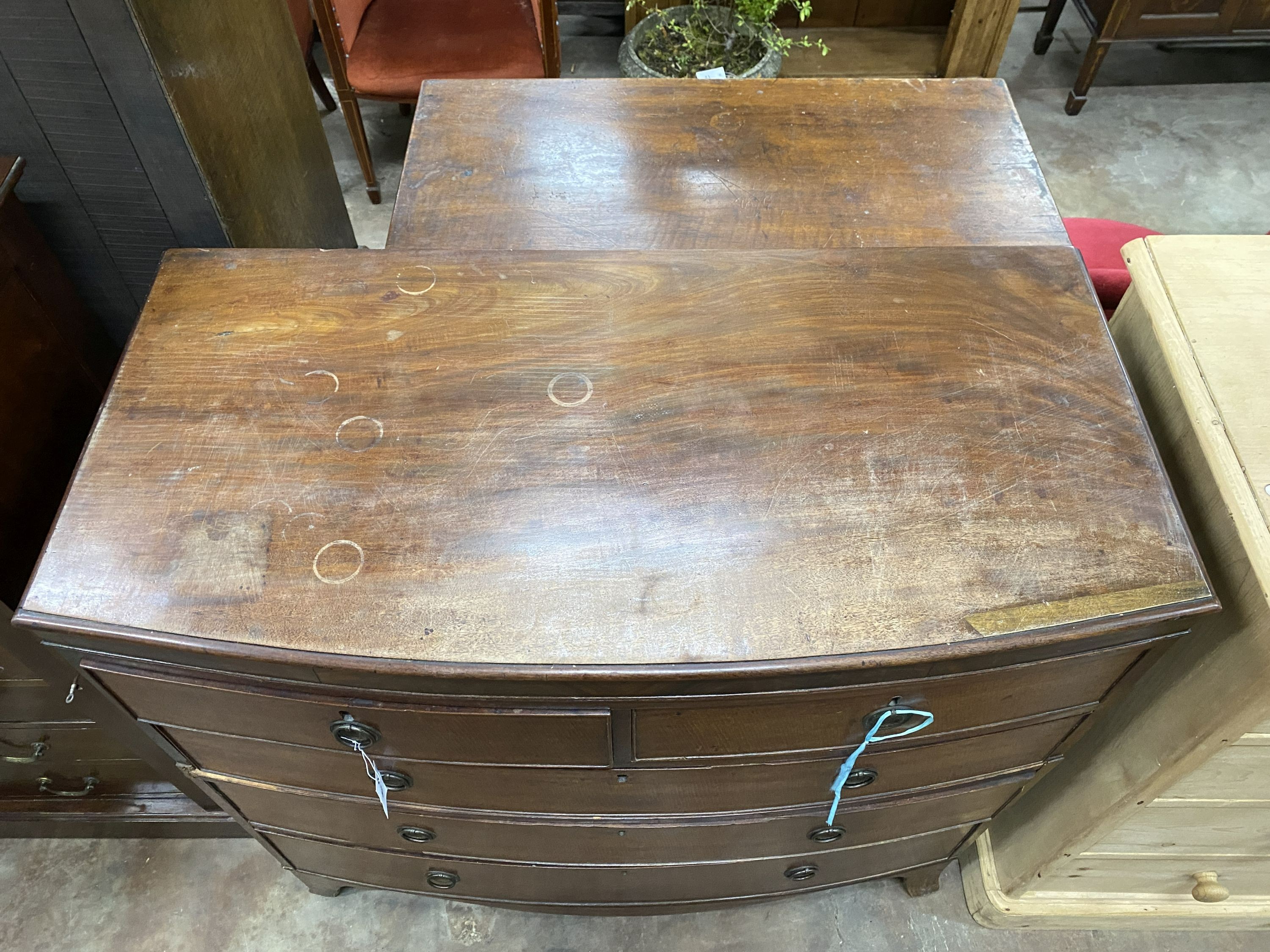 A Regency mahogany bow fronted chest of drawers, width 108cm, depth 53cm, height 103cm